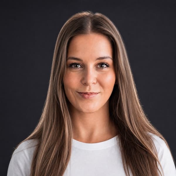 Lucy Eva Baumann